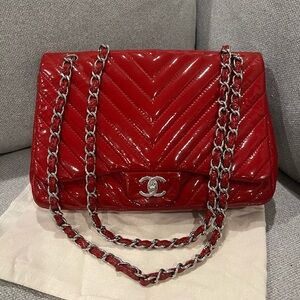 Chanel Red Jumbo Single Flap Patent Leather Shoulder Bag